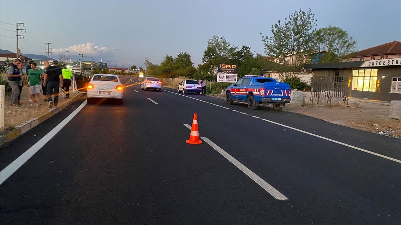Düzce'de Yaya Öldü: Otomobil Kazası
