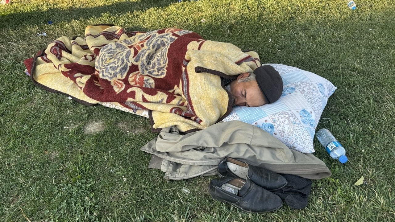 Edirne'de Güreşseverler Açık Havada Geçirdi