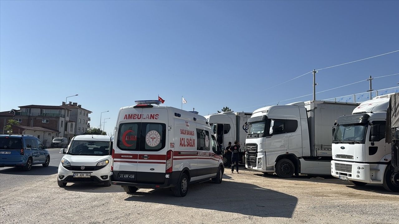 Edirne'de Tır Sürücüsü Aracında Hayatını Kaybetti