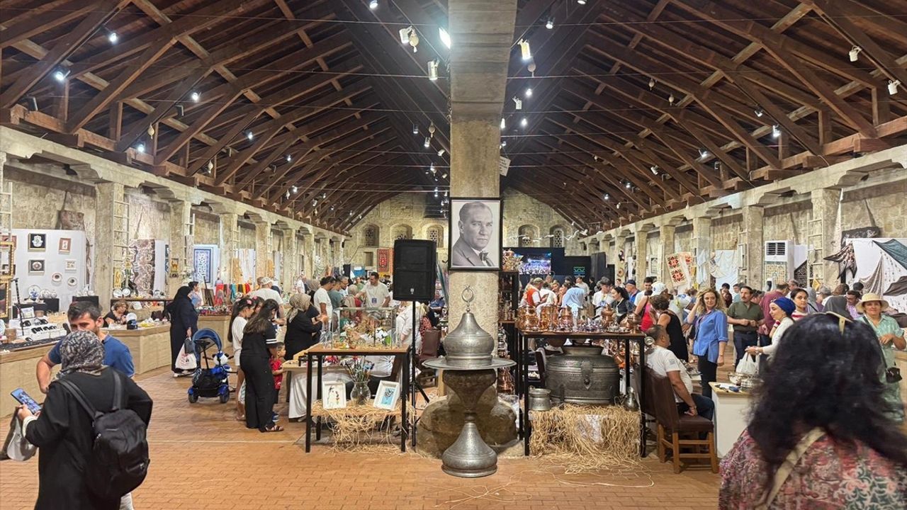 Emeğin Aşkıyla Üreten Eller: El Sanatları Sergisi 2 Ağustos'ta Sona Eriyor