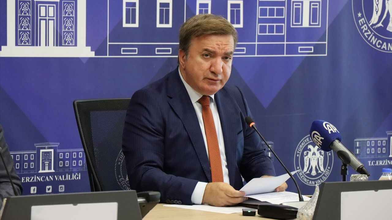 Erzincan Valisi Aydoğdu: 'Makamlar, millete hizmet için'