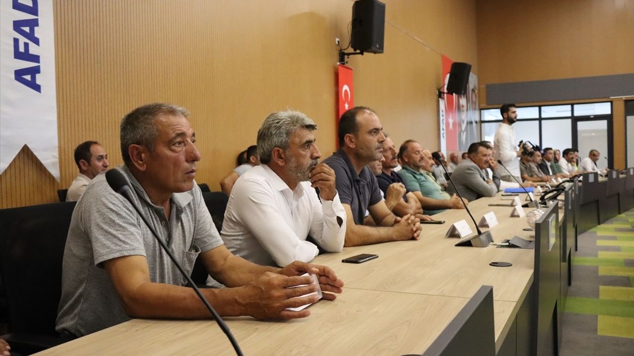 Erzincan Valisi Hamza Aydoğdu'dan Muhtarlara Önemli Mesajlar