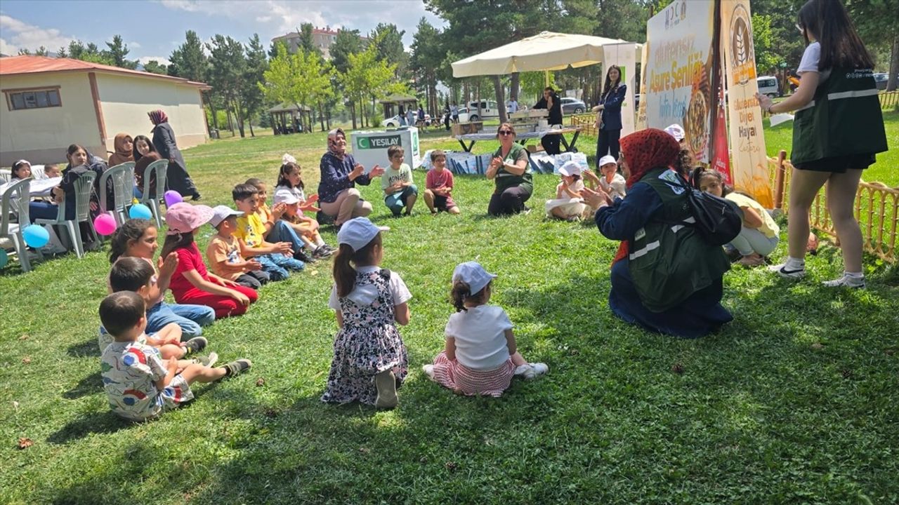 Erzurum'da Glütensiz Aşure Şenliği Düzenlendi