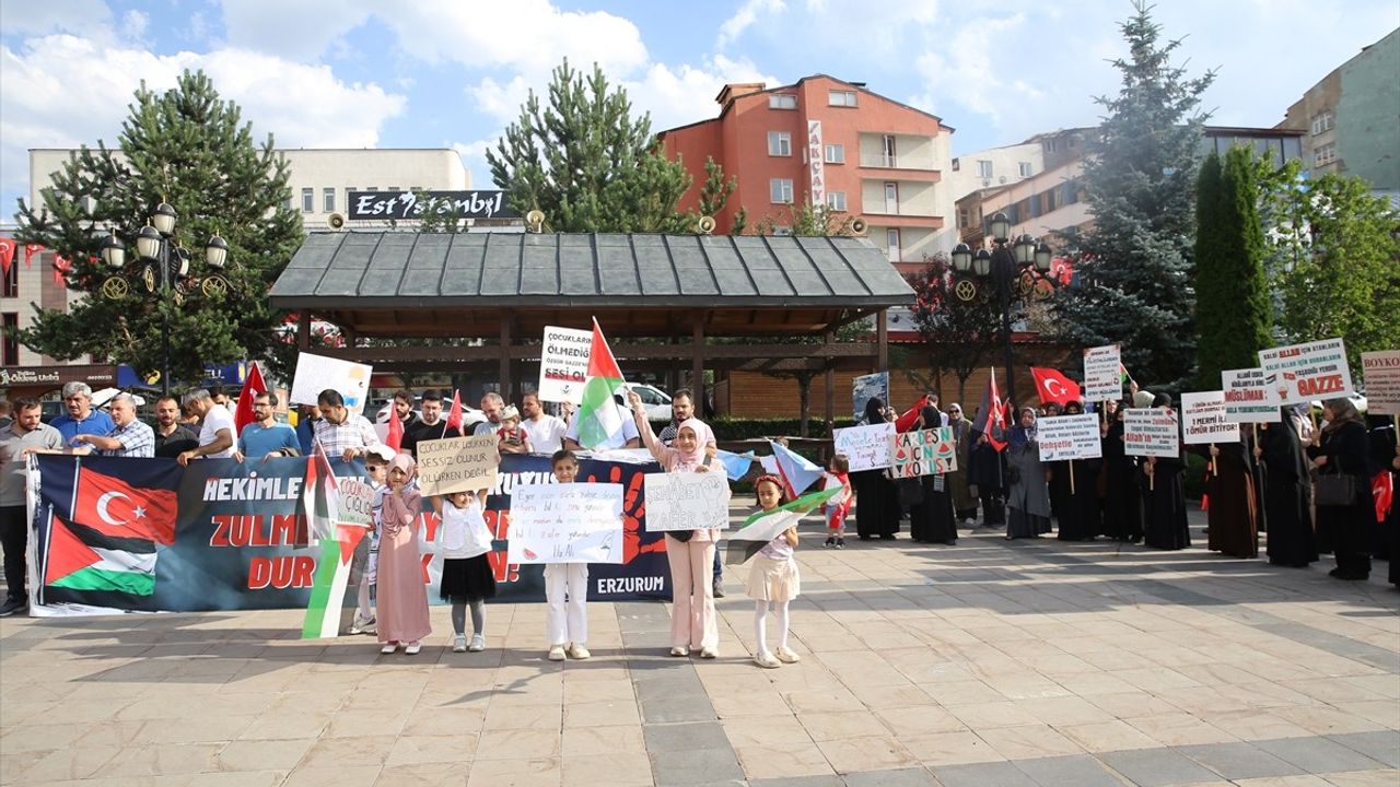 Erzurum'da Sağlık Çalışanları 88 Haftadır Gazze İçin Yürüyor