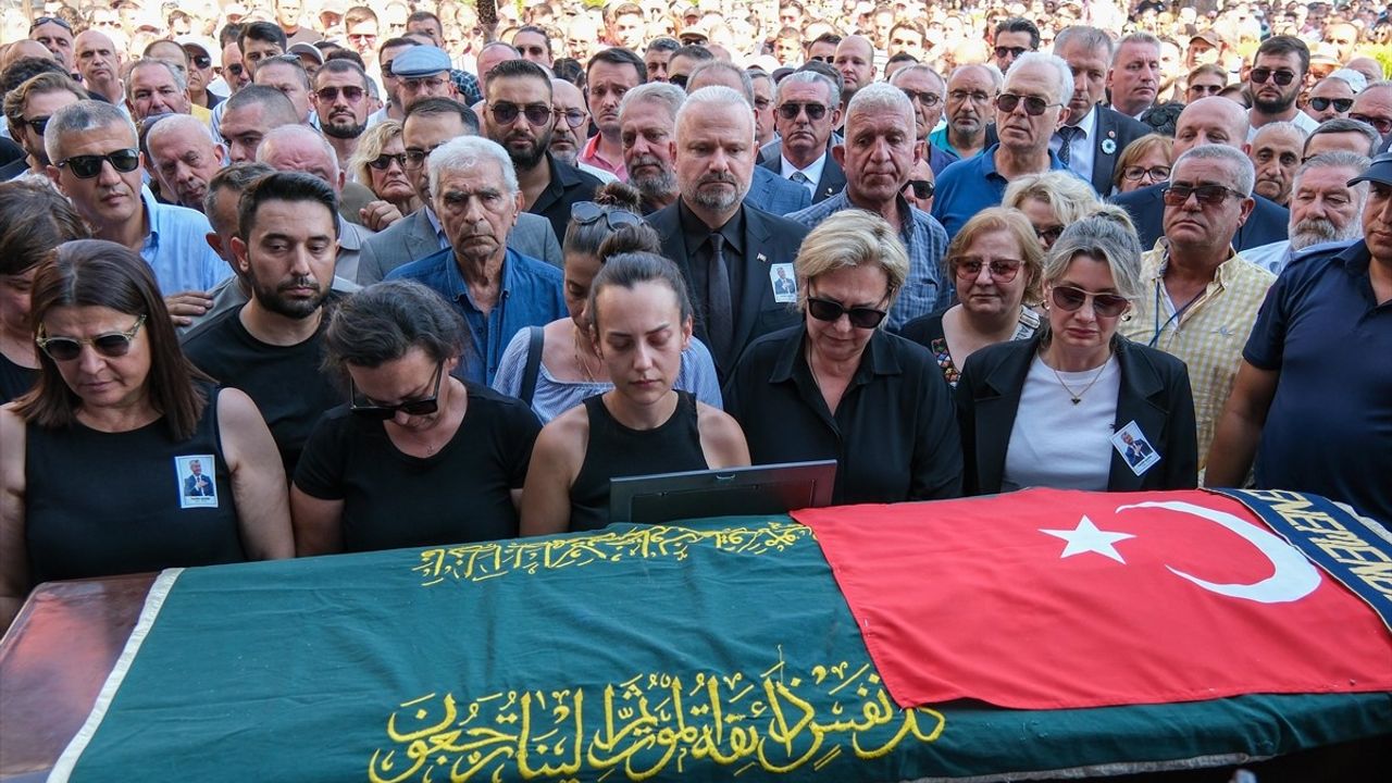 Eski Menemen Belediye Başkanı Tahir Şahin Son Yolculuğuna Uğurlandı