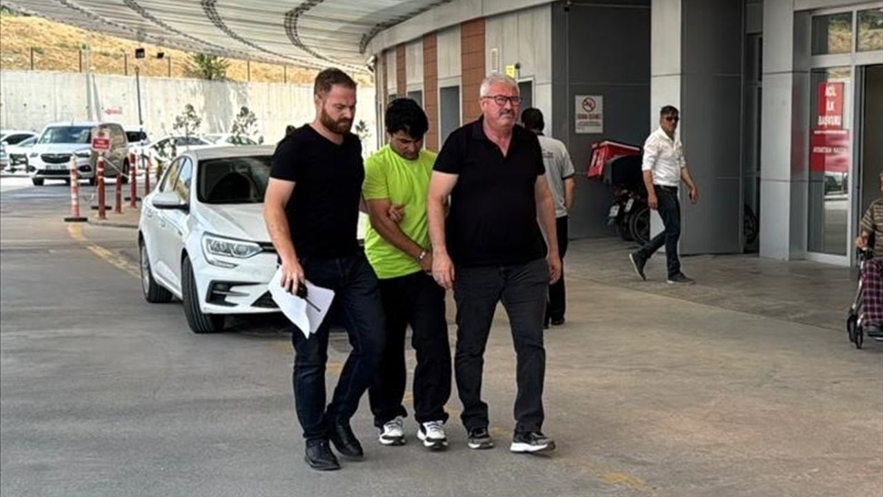 Eskişehir'de Bıçakla Cinayet: Kadın Eski Erkek Arkadaş Tarafından Öldürüldü