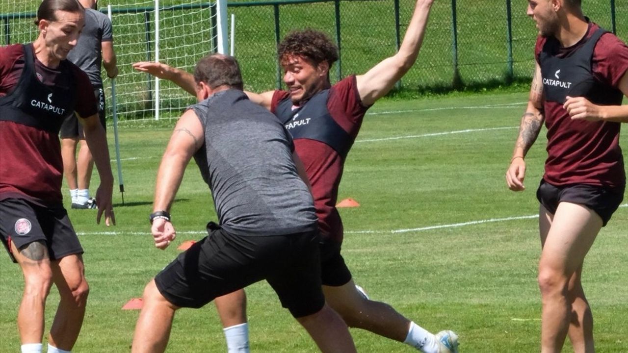 Fatih Karagümrük, Düzce'de Yeni Sezon Hazırlıklarına Devam Ediyor