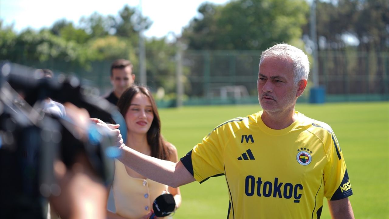 Fenerbahçe, 2025-2026 Sezonuna İlk Antrenmanla Merhaba Dedi