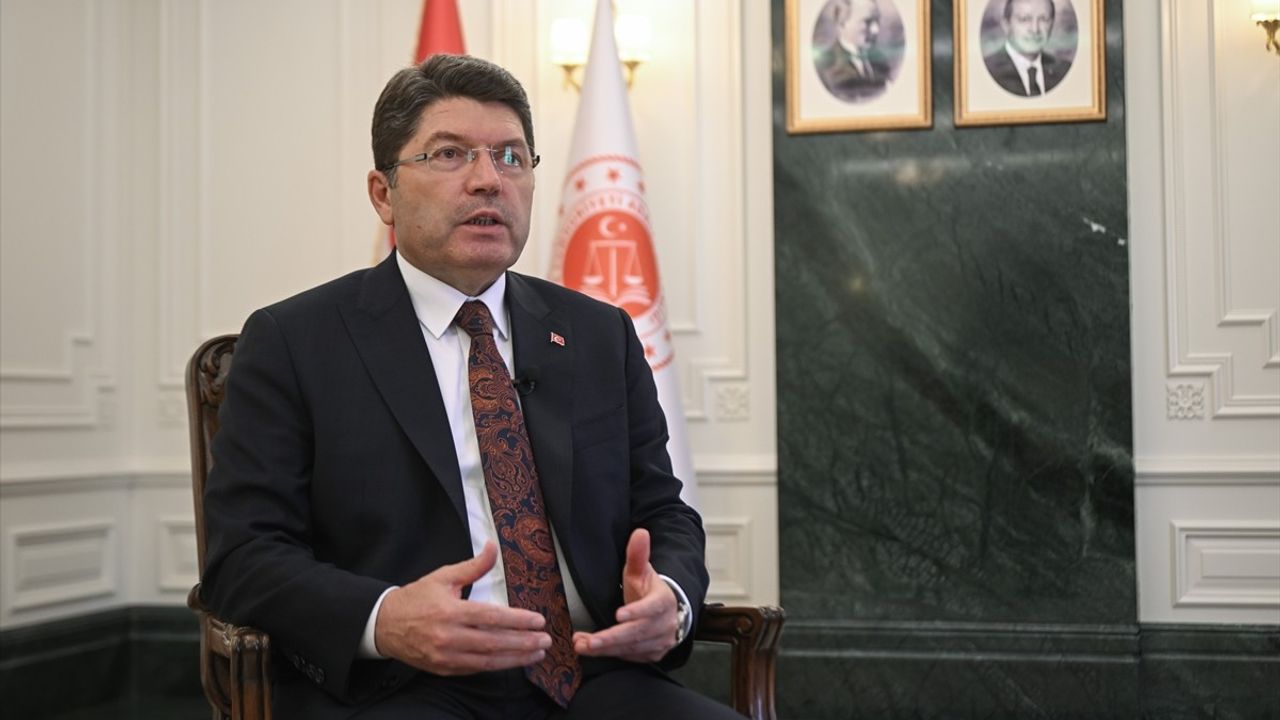 FETÖ'nün Darbe Girişiminin 9. Yılı: Bakan Tunç'tan Önemli Açıklamalar