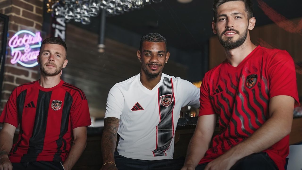 Gaziantep FK 2025-2026 Sezonu Formalarını Tanıttı