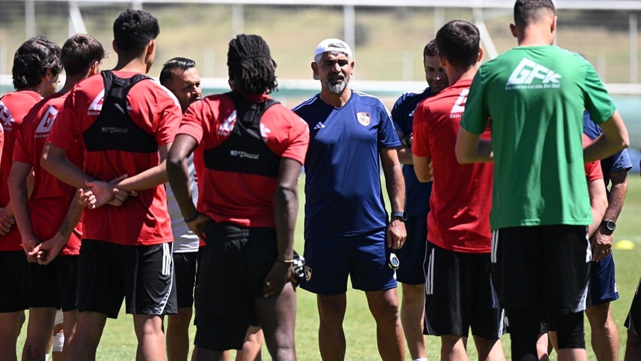 Gaziantep FK, Mücadele Gücü ve Seyir Zevki Yüksek Futbol Hedefliyor