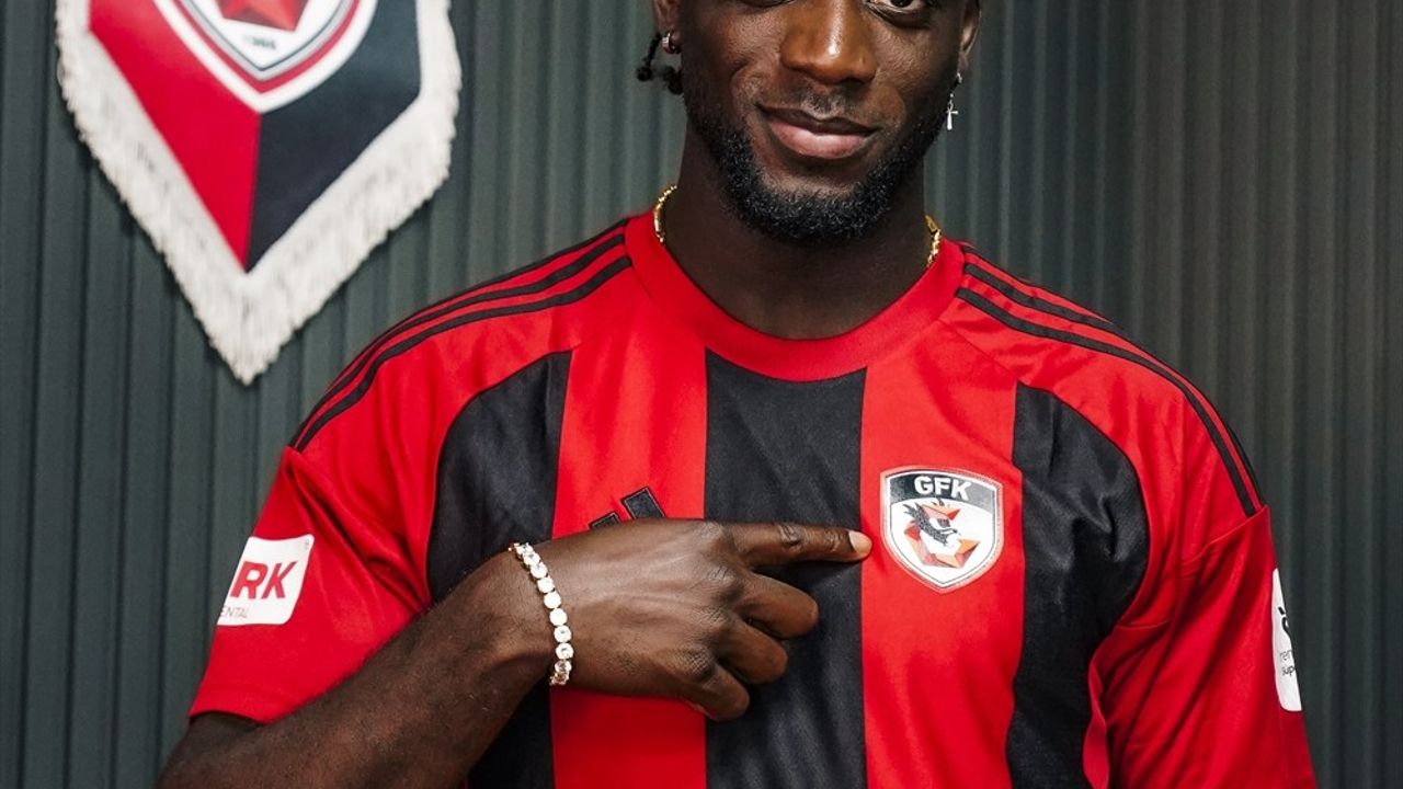 Gaziantep FK, Surinamlı Stoper Myenty Abena ile Anlaştı