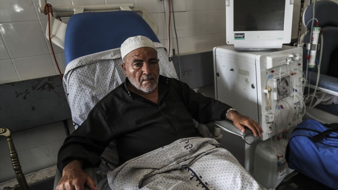 Gazze'deki Şifa Hastanesi Müdürü'nden Alarm: 'Hastaneler Mezarlıklara Dönüşebilir'