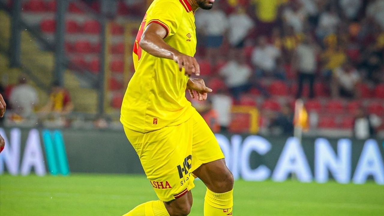 Göztepe, Antalyaspor'u Hazırlık Maçında 1-0 Yendi