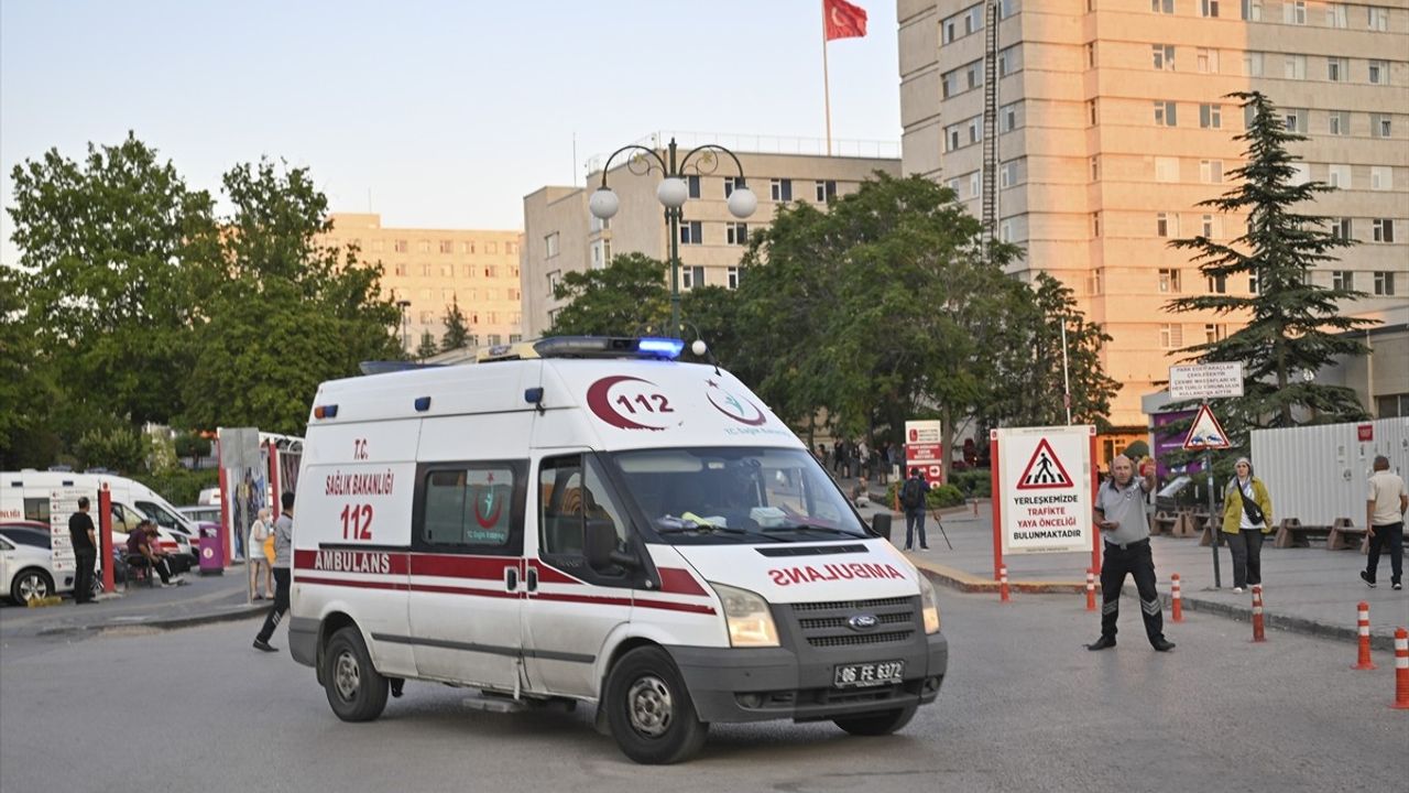 Hacettepe Üniversitesi Hastanesi'nde Yangın: 12 Bebek Güvenliğine Alındı