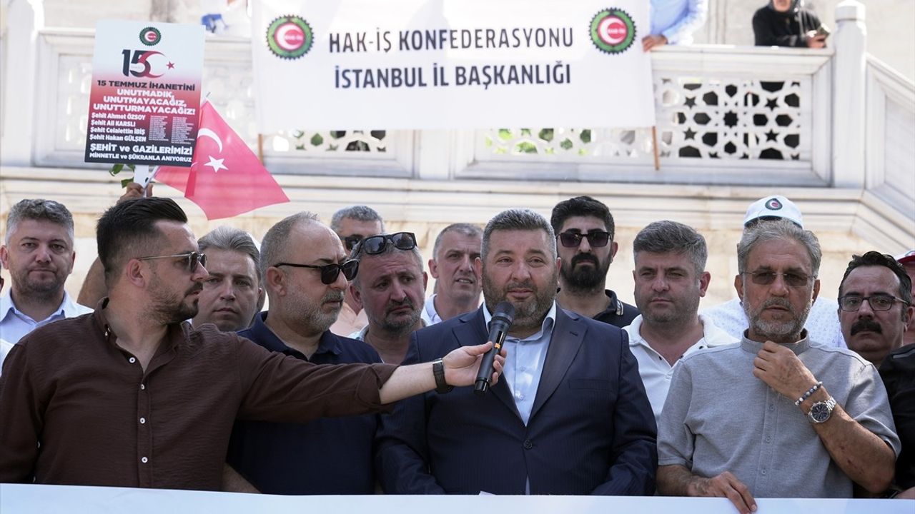 HAK-İŞ'ten 15 Temmuz Şehitlerine Anma Programı