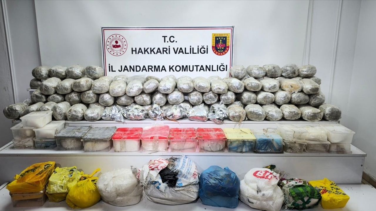 Hakkari'de 121 Kilogram Uyuşturucu Operasyonu