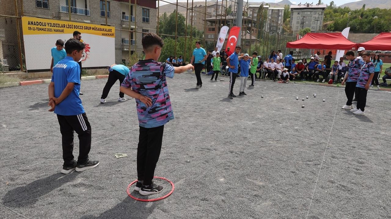 Hakkari'de Bocce Müsabakaları Başladı