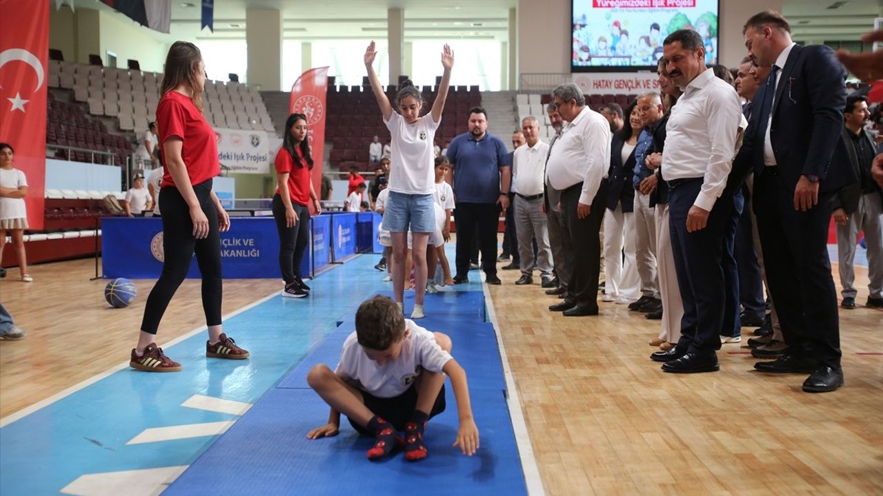 Hatay'da 'Yüreğimizdeki Işık Projesi' Yaz Kursları Başladı