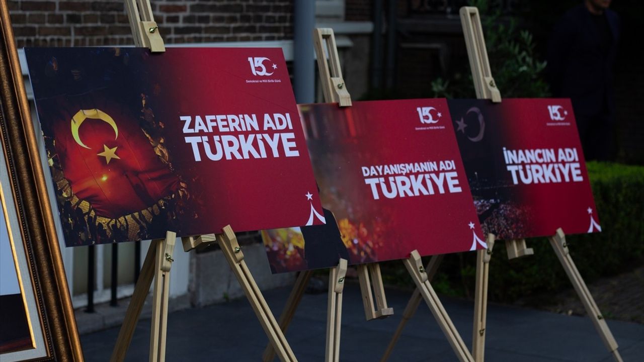 Hollanda'da 15 Temmuz Anma Töreni: Zaferin Adı Türkiye