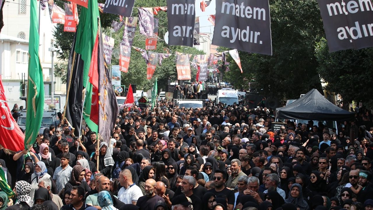 Iğdır'da Kerbela Şehitleri Anıldı: Etkinliklerle Yaşatıldı