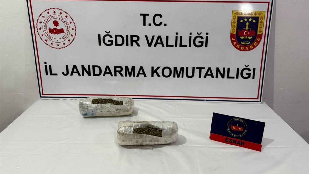 Iğdır'da Uyuşturucu Operasyonu: 1350 Gram Esrar ve 1 Gözaltı