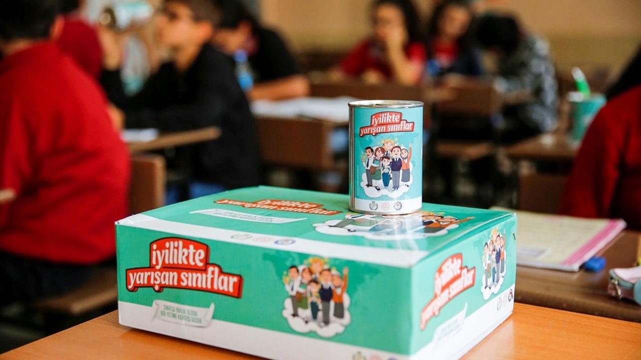 İHH'nin İyilikte Yarışan Sınıflar Projesi ile 11.608 Yetime Destek