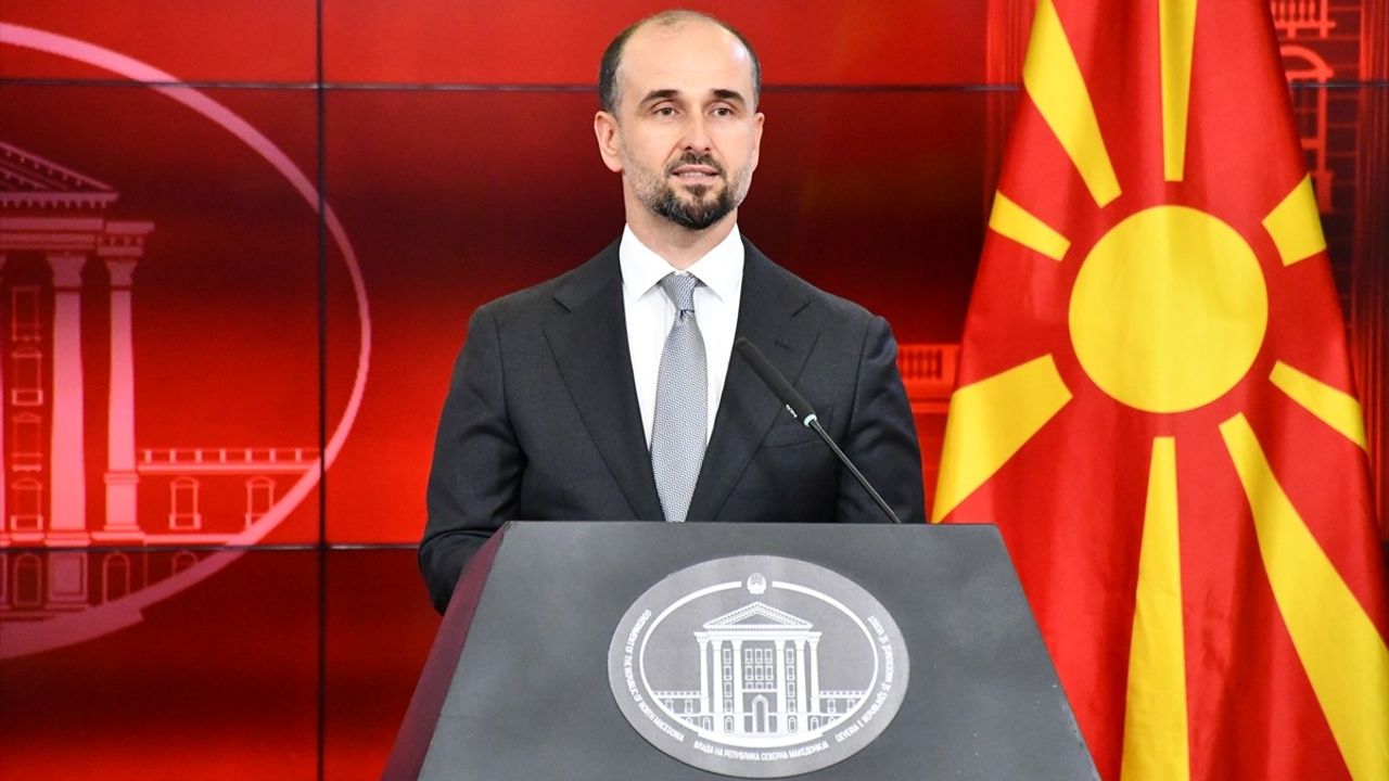 İrlandalı Bakan Byrne'den 'İsrail ve Filistin İki Devlet Olarak Barış İçinde Yaşamalıdır' Vurgusu