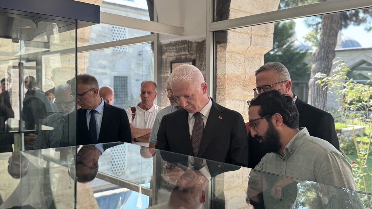 İsmail Hakkı Bursevi 300. Yaşında Anıldı: Türk Tasavvufunun Klasik İsimlerinden Biri