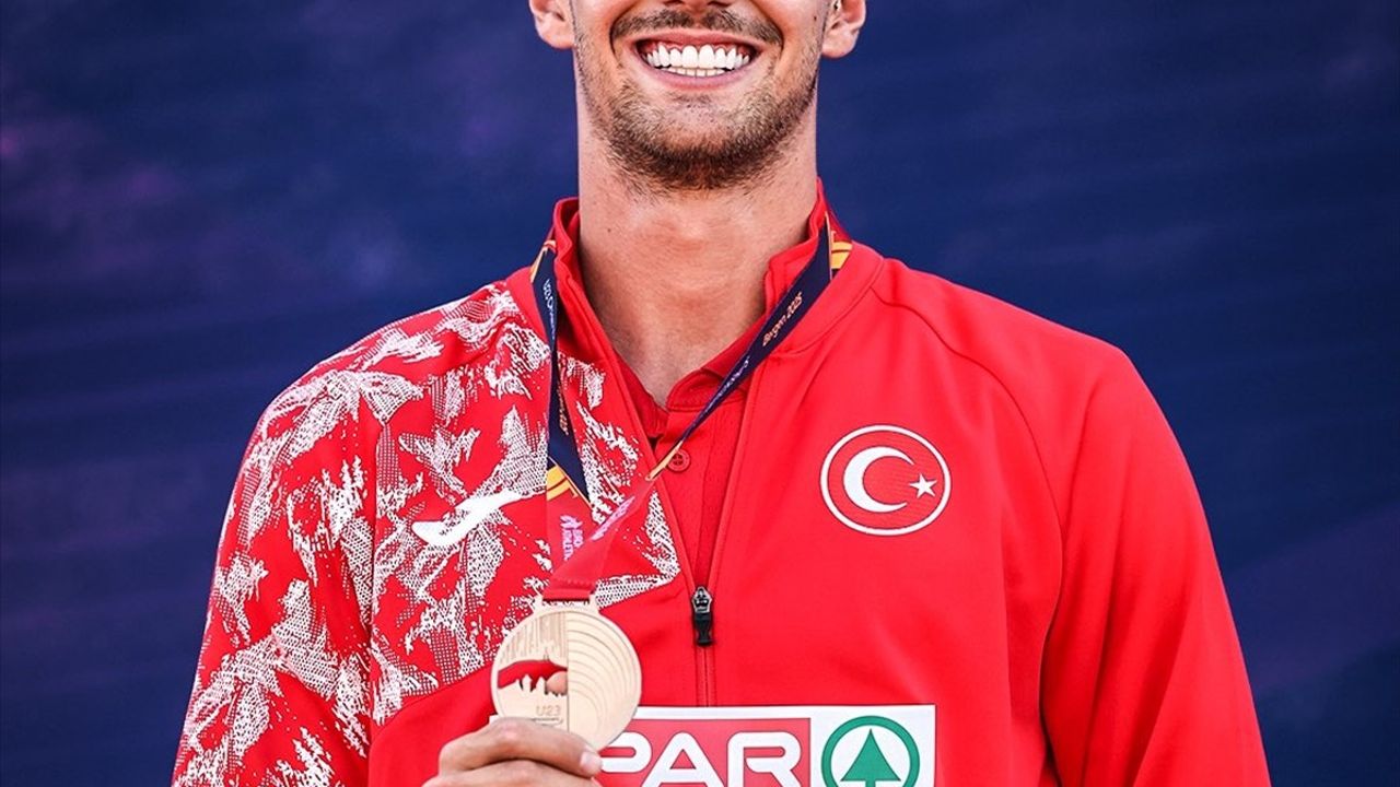 İsmail Nezir, Avrupa 23 Yaş Altı Atletizm Şampiyonası'nda Gümüş Madalya Kazandı