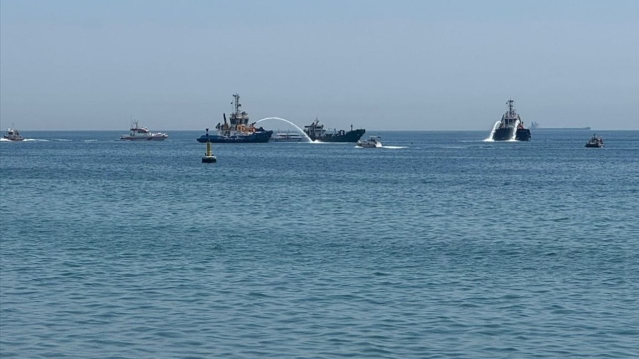 İstanbul Ambarlı Açıklarında Gemide Yangın: Hasar Tespit Edildi