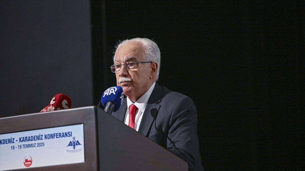 İstanbul'da Doğu Akdeniz-Karadeniz Konferansı Start Aldı