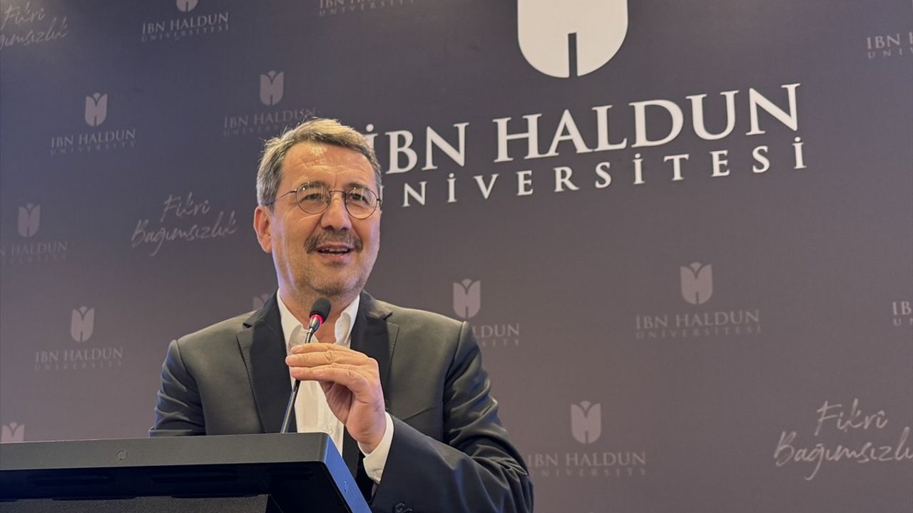 İstanbul'da Uluslararası Müslüman Gençlik Toplantısı Kapanış Töreni Yapıldı