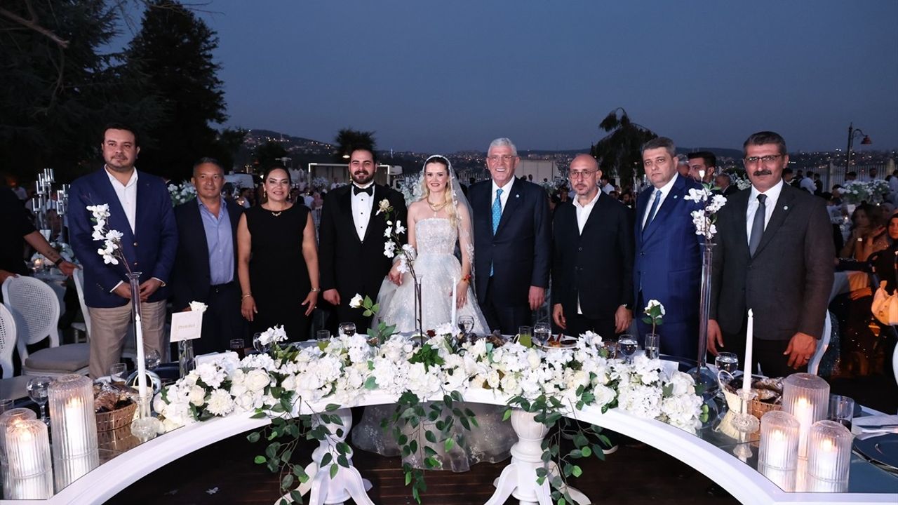 İYİ Parti Genel Başkanı Dervişoğlu, Nikah Şahidliği Yaptı