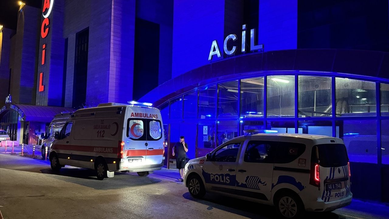 Kahramanmaraş'ta Sulama Kanalına Devrilen Otomobilde 2 Kayıp, 2 Yaralı