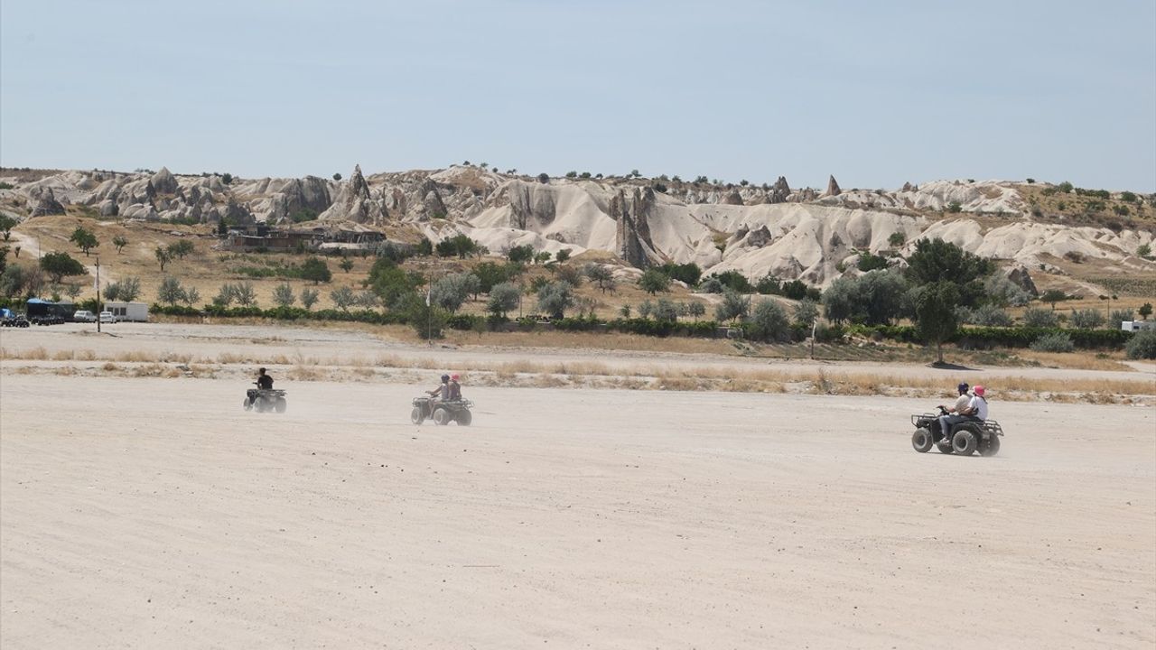 Kapadokya'da Aşırı Sıcaklar Turistleri Etkiliyor