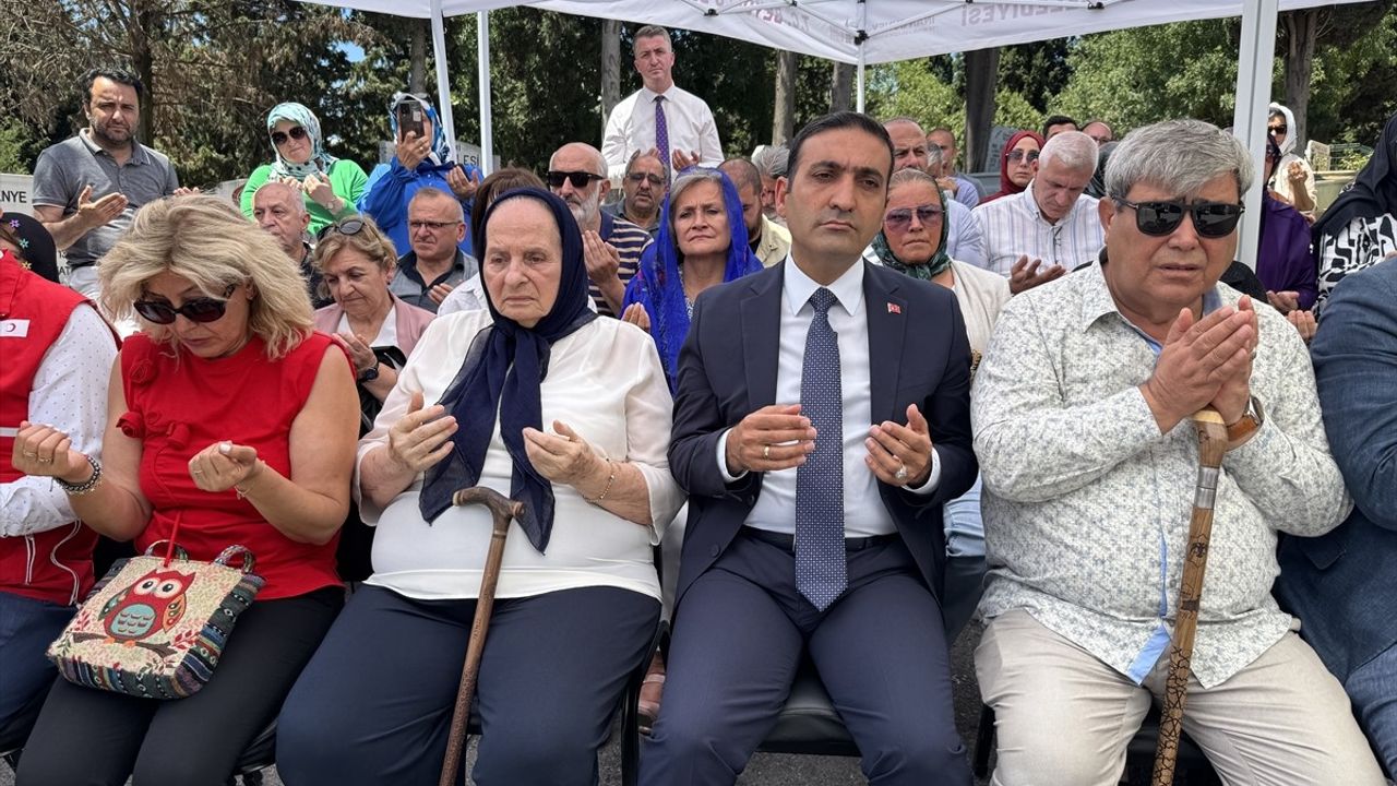 Kara Fatma'nın Kabri Başında Anma Töreni