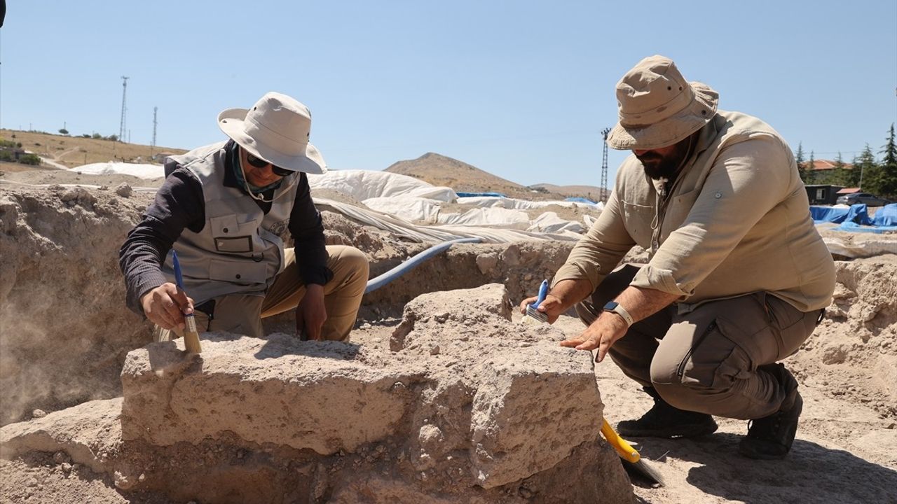 Kayseri'de Geç Roma-Erken Bizans Mozaikleri İçin Kazı Çalışmaları Başladı