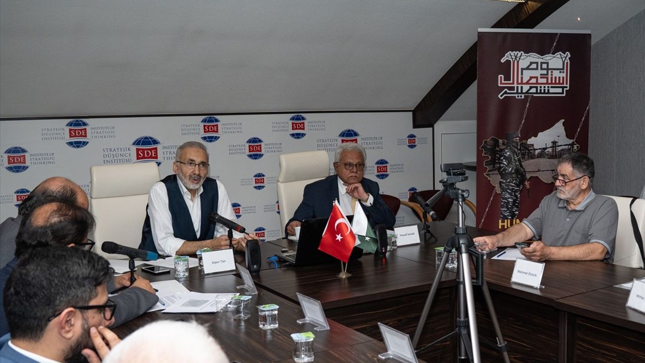 Keşmir Gerilimi SDE'de Masaya Yatırıldı