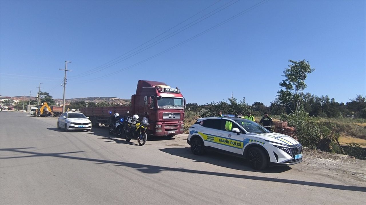 Kırıkkale'de Tır Çarpması: 74 Yaşındaki Adam Hayatını Kaybetti