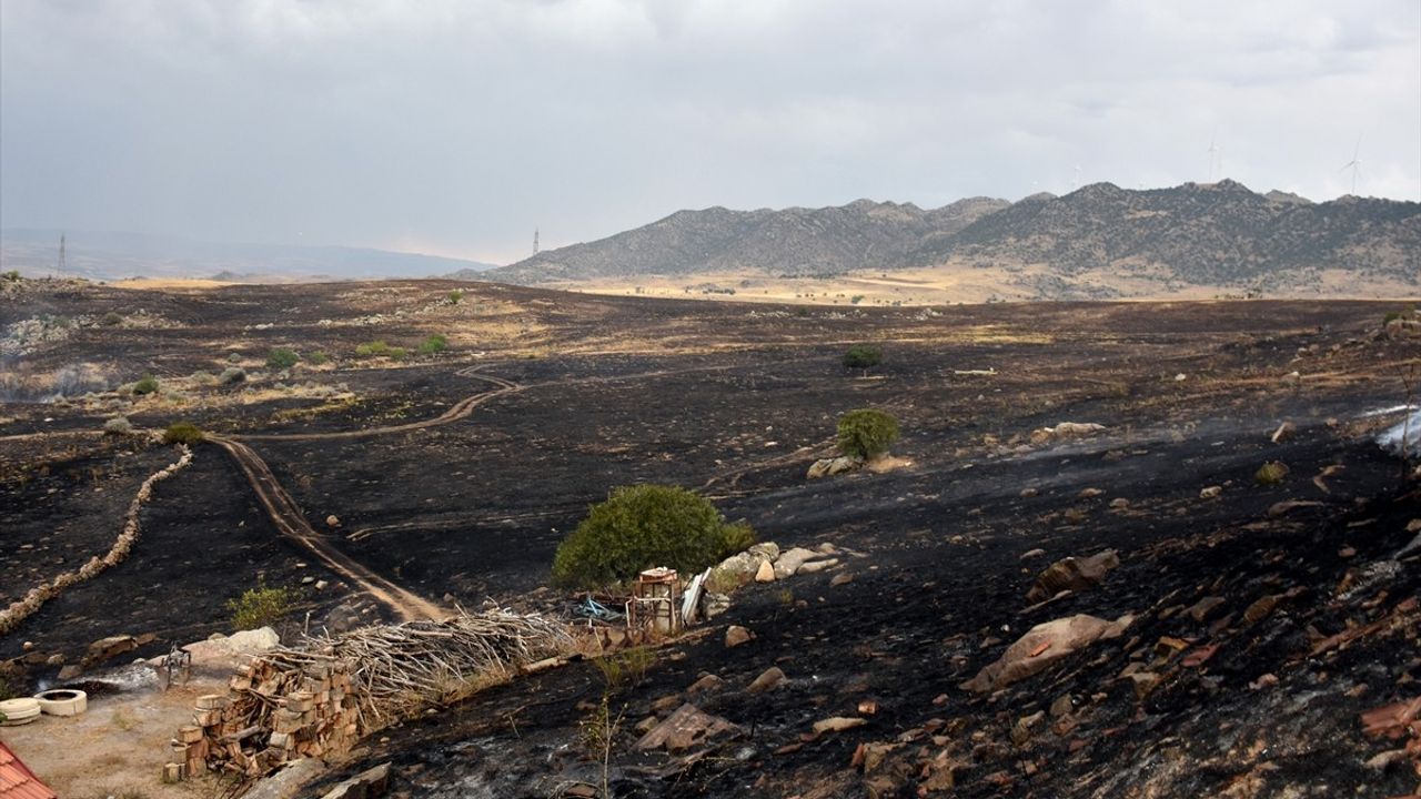 Kırıkkale'de Yangın Kontrol Altına Alındı: Can Kaybı Yok