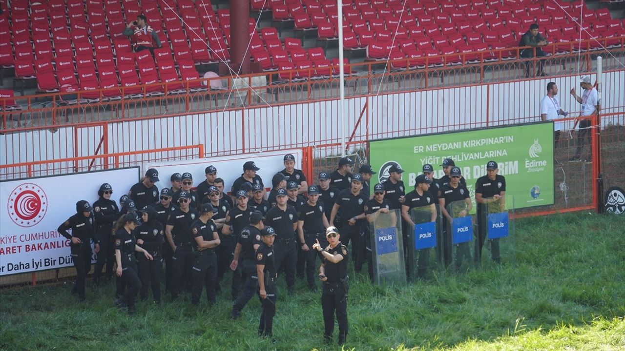 Kırkpınar'da 2 Bin 734 Polis Güvenliği Sağlamak İçin Görevde