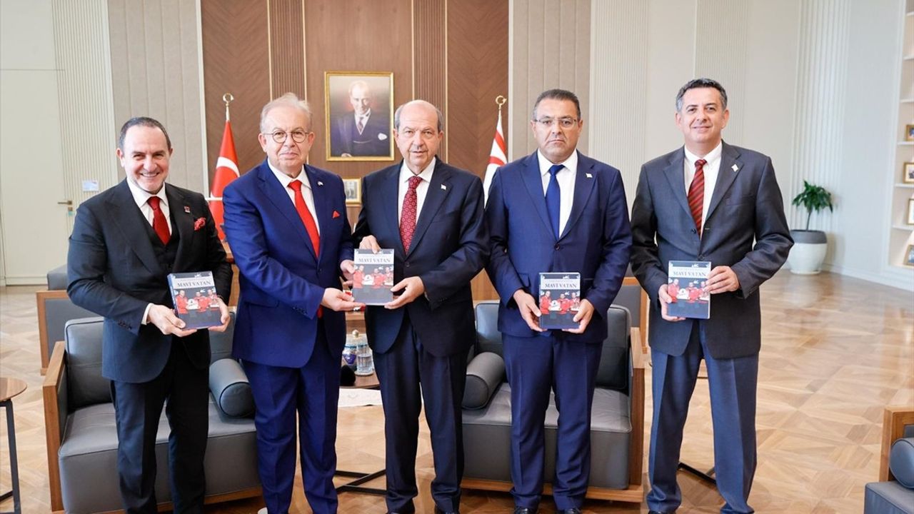 KKTC Cumhurbaşkanı Tatar'ın 'Mavi Vatan' Söylemleri Kitaplaştı