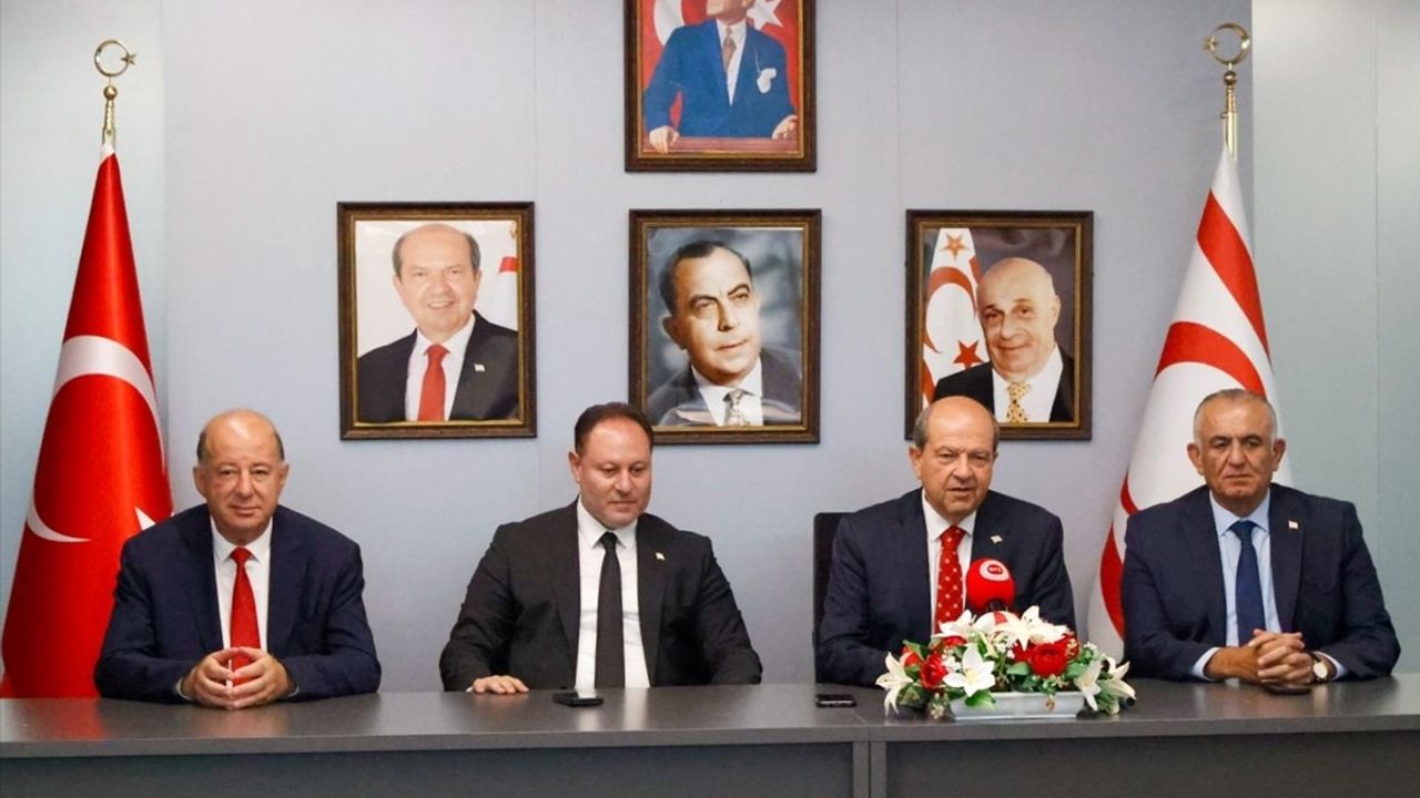 KKTC Cumhurbaşkanı Tatar, New York'ta 5+1 Görüşmelerine Katılmak Üzere Yola Çıktı