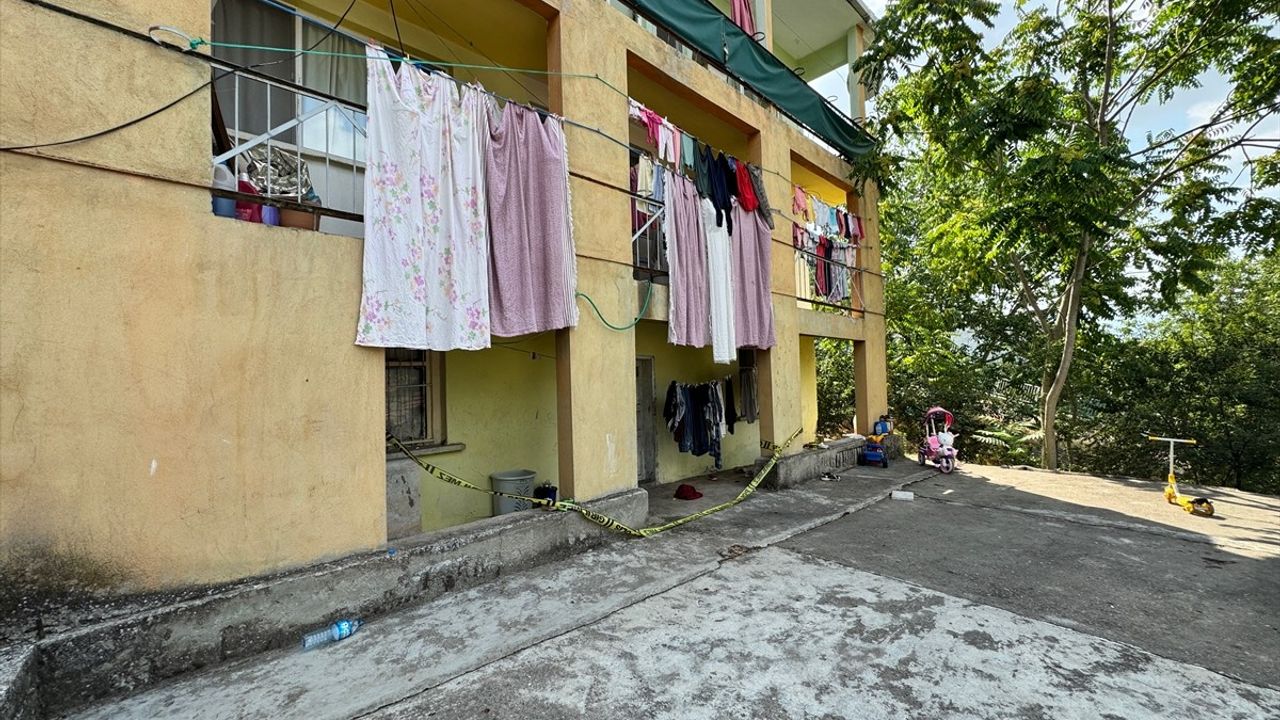 Kocaeli'de Kadın, Tartıştığı Eşini Tüfekle Vurdu