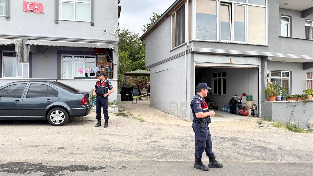 Kocaeli'de Silahlı Kavga: 5 Yaralı