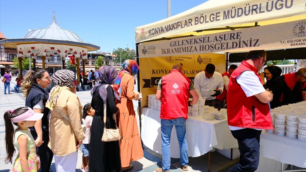 Konya, Aksaray ve Karaman'da Aşure İkramı