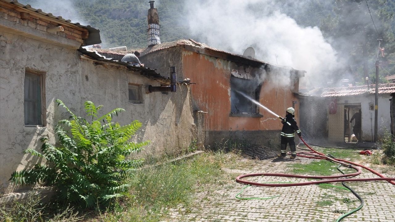 Konya'da Ev Yangını: Bir Kişi Hayatını Kaybetti