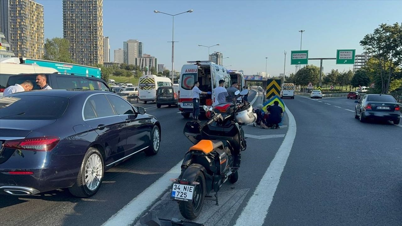 Küçükçekmece'de Motosiklet Kazası: Bir Yaralı