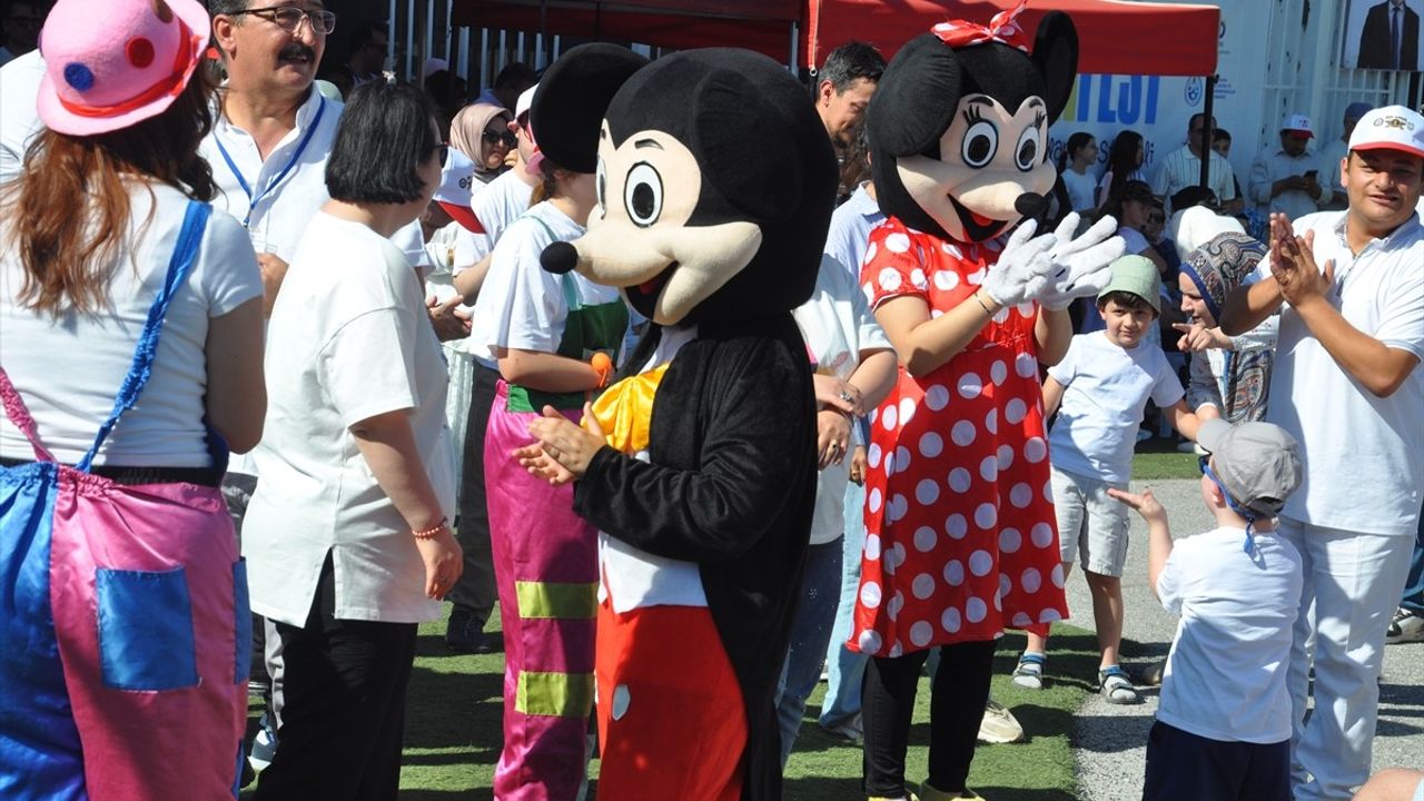 Kütahya'da İlk DownFest Etkinliği Coşkuyla Gerçekleşti